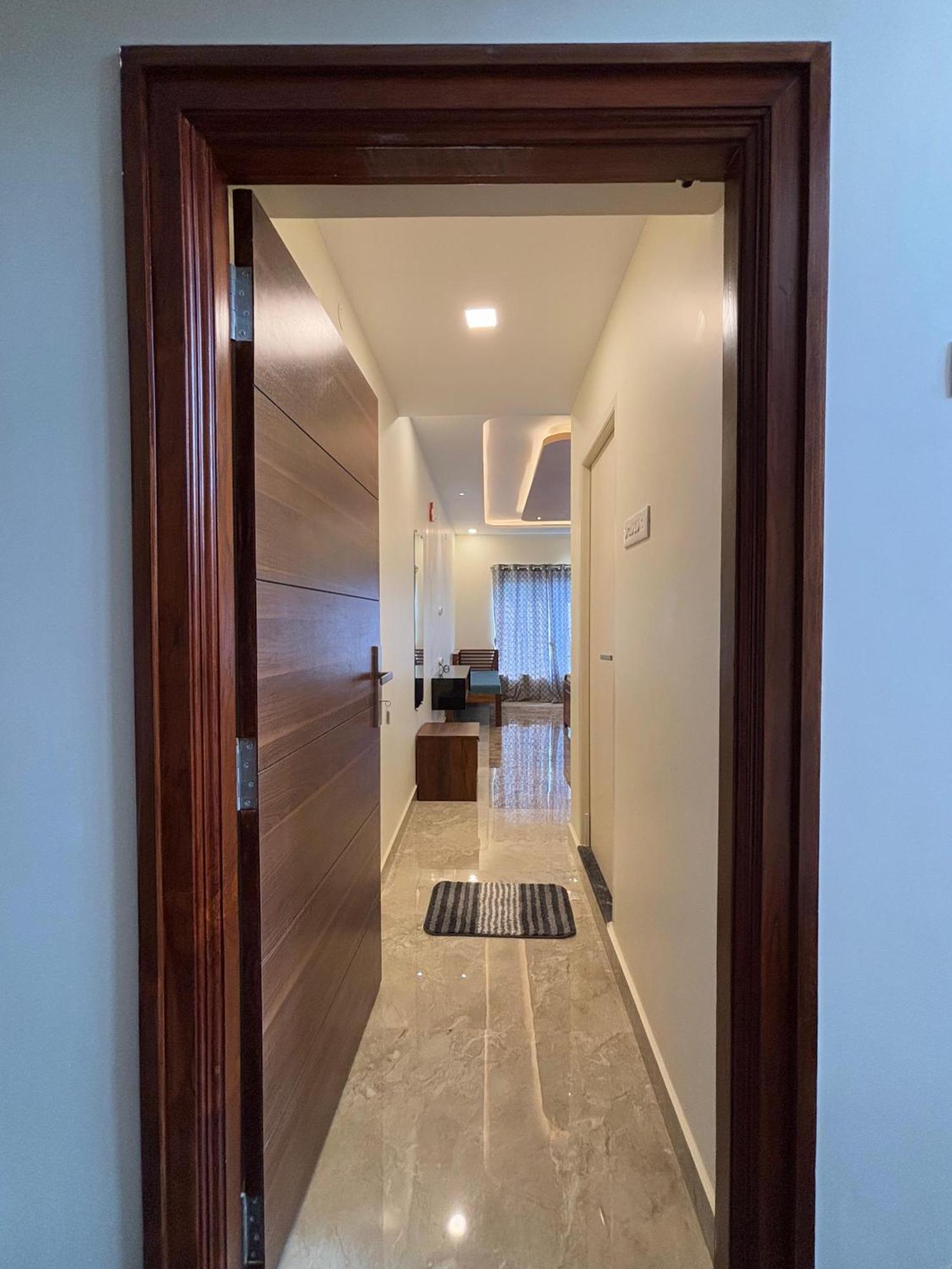 Srirangam Nandavanam Service Apartments Tiruchirappalli Luaran gambar